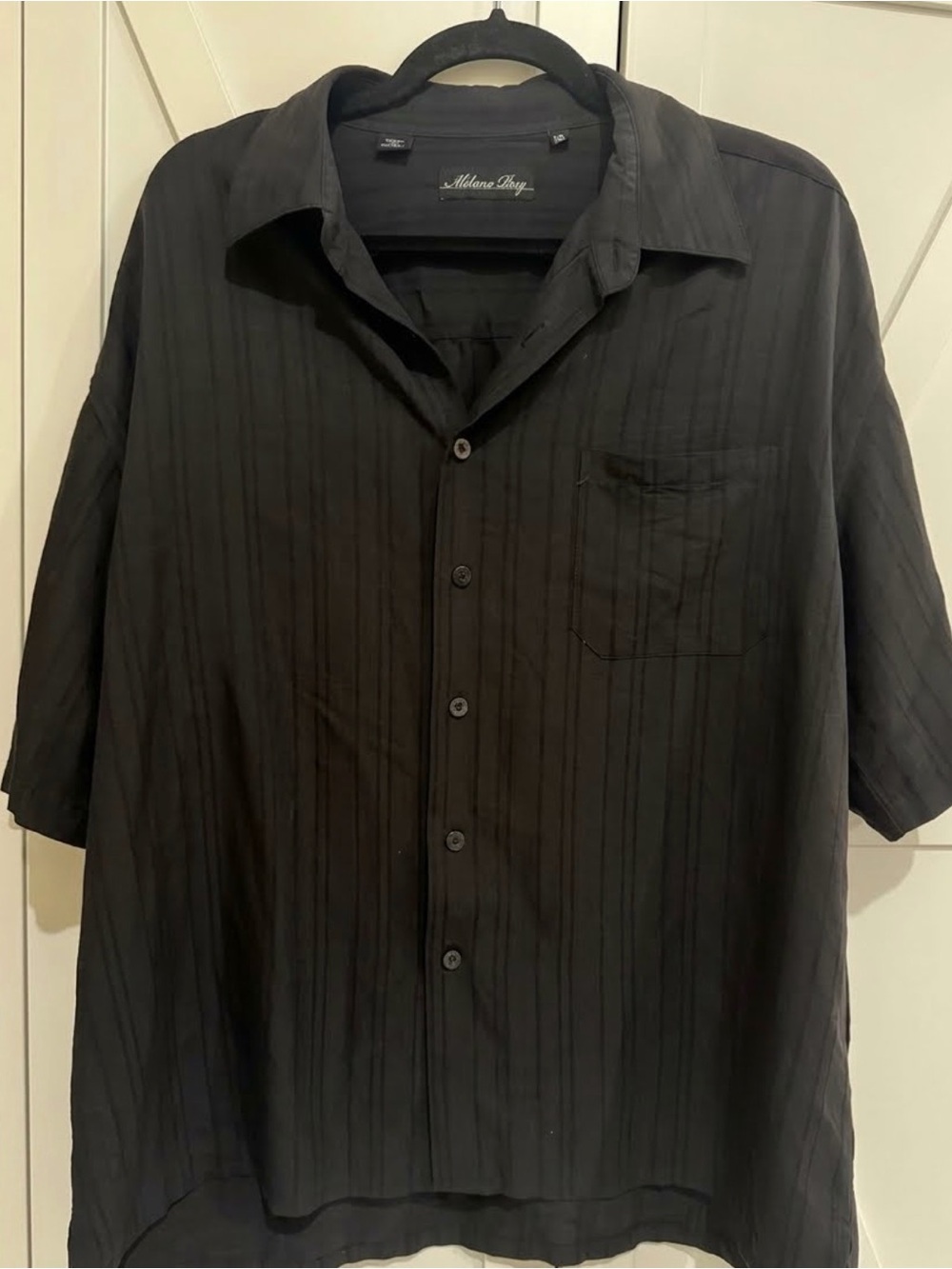 Milano Bay Black Short-Sleeve Casual Button-Down Shirt